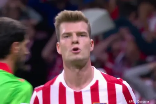 [Highlights] So close! Alvarez crosses, Thuram heads over the bar