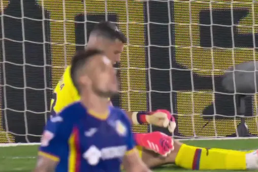 [Highlights] Draw the bow! Tchouameni's long-range blast from outside the box sails into the stands