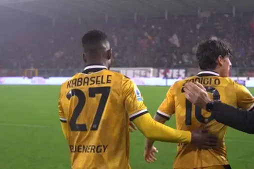 [Goal] The suspense remains! Zannoli's cross assists Zaniolo's header at the far post to score