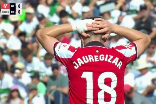 [Highlights] Brothers in sync? Williams brothers' inside-the-box play between pass and shot, final effort from Oregui Sarr blocked