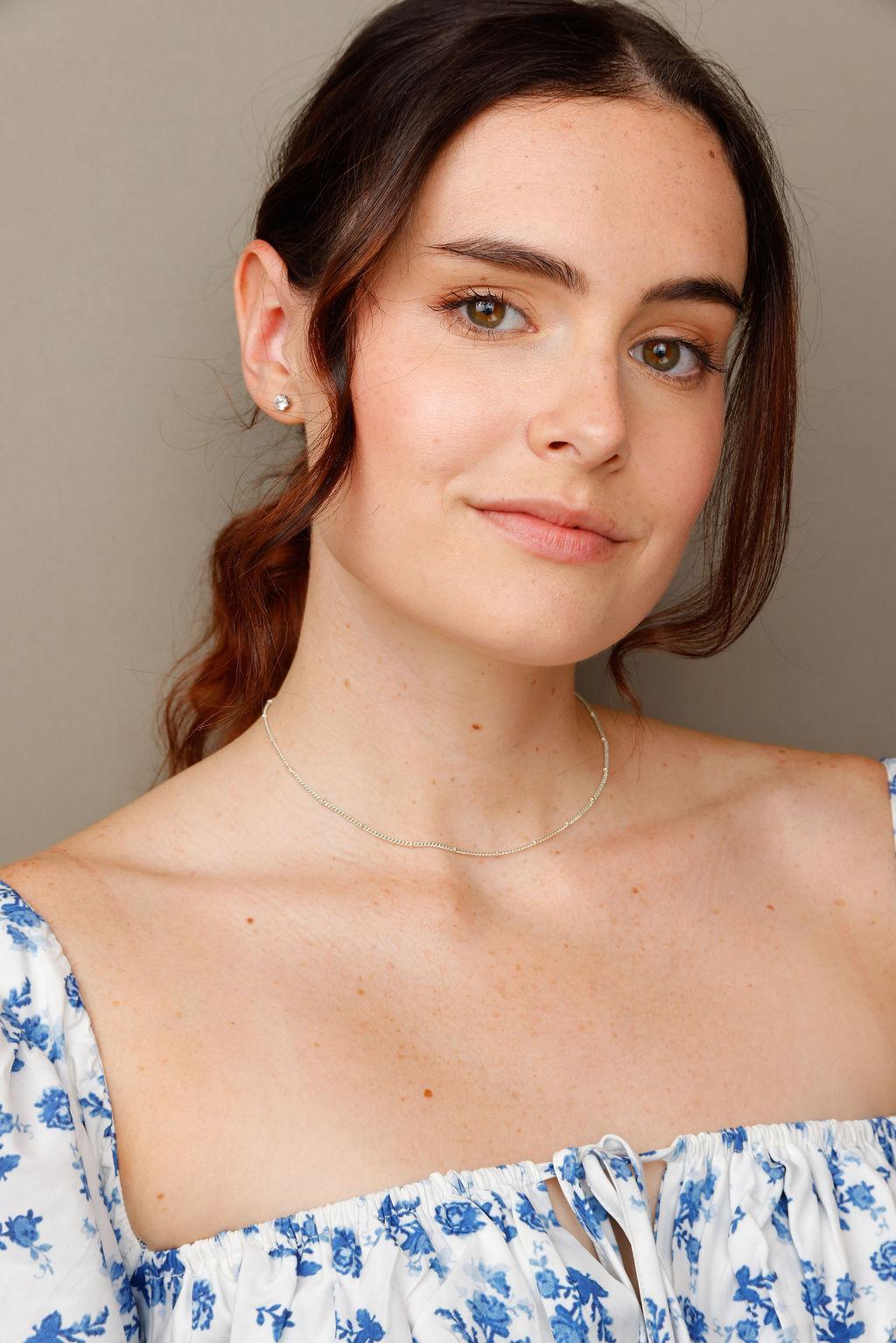 actor Erin Zipse large photo