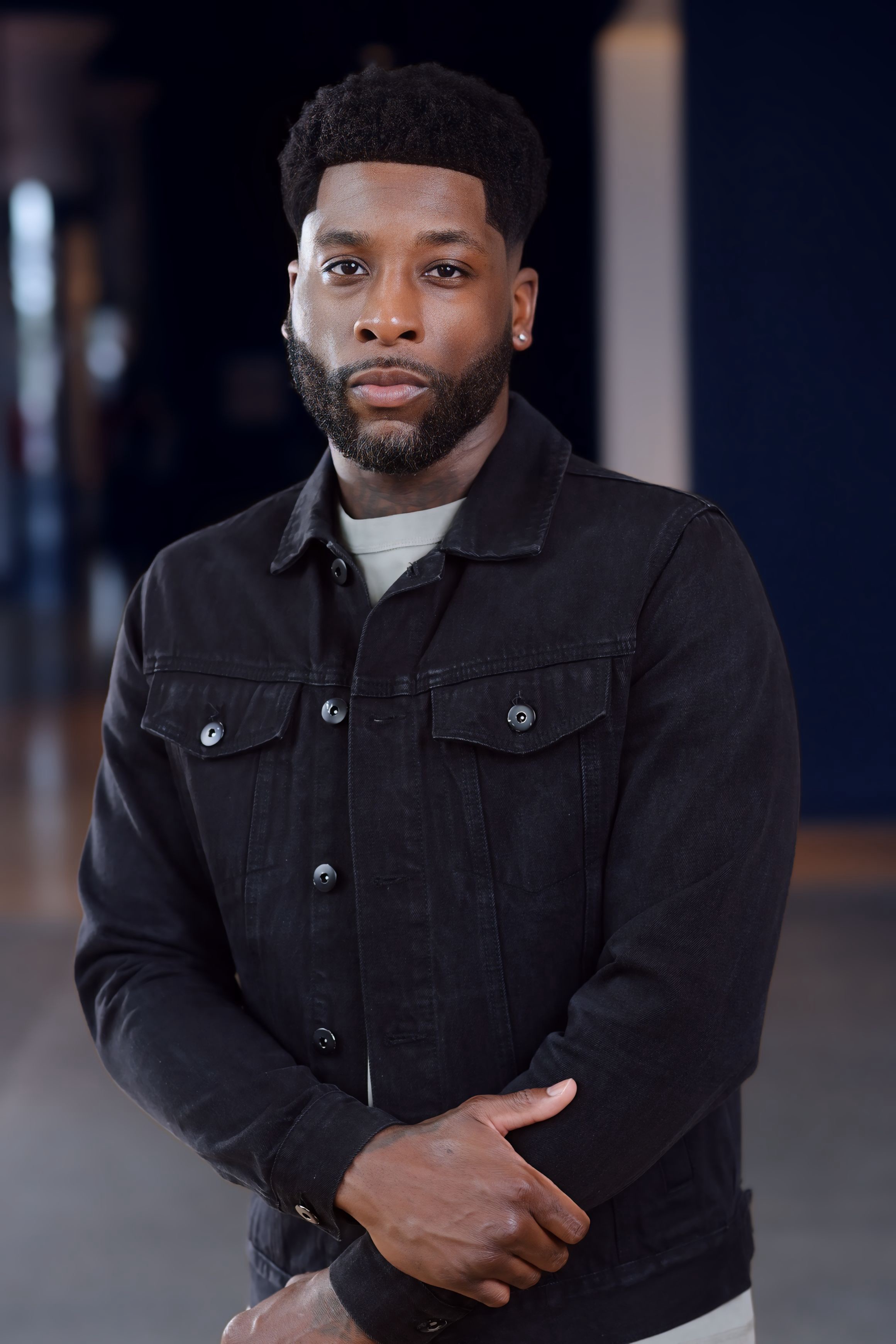 actor Joshua Farmer large photo