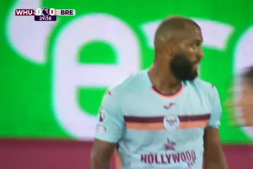 [Highlights] Watara heads the ball across, Thiago's volley over the open goal