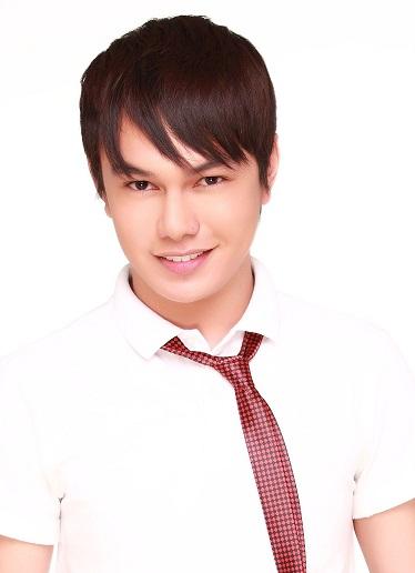 actor Paul Montecillo large photo