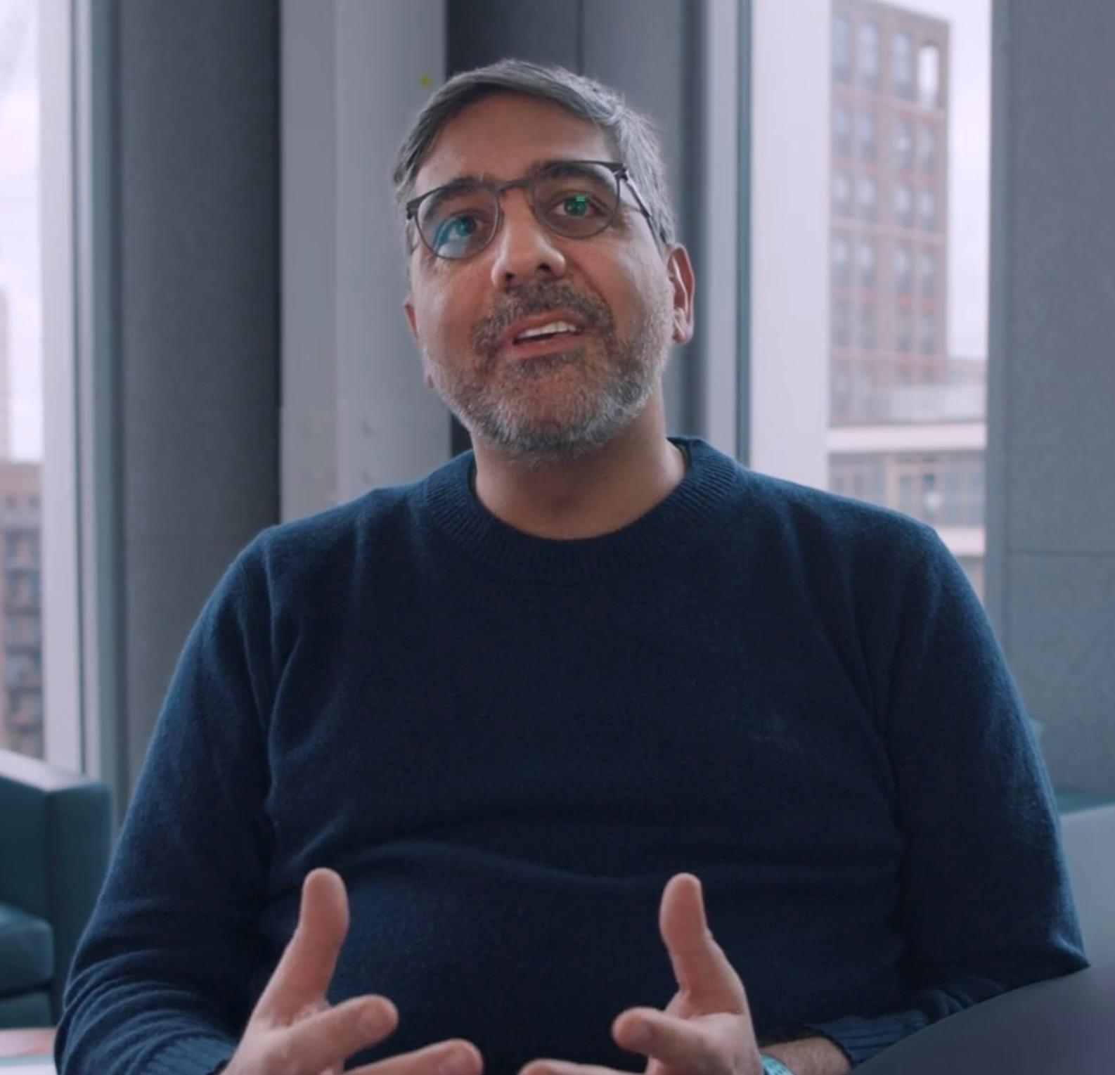 actor Koray Kavukcuoglu large photo