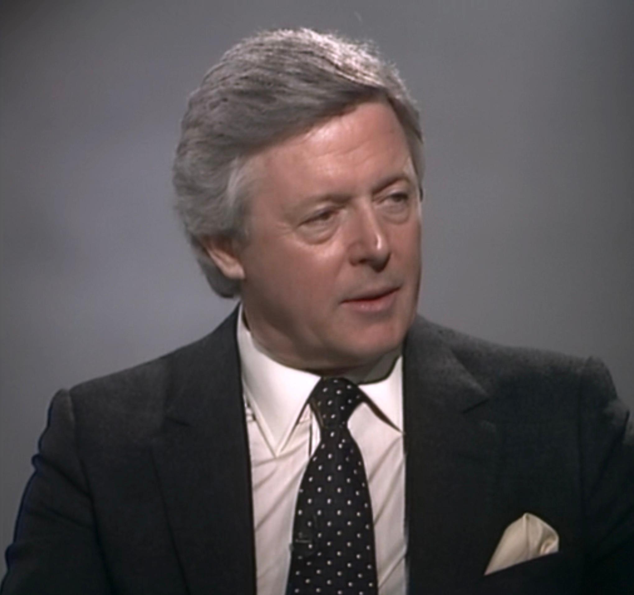 actor Michael Aspel large photo