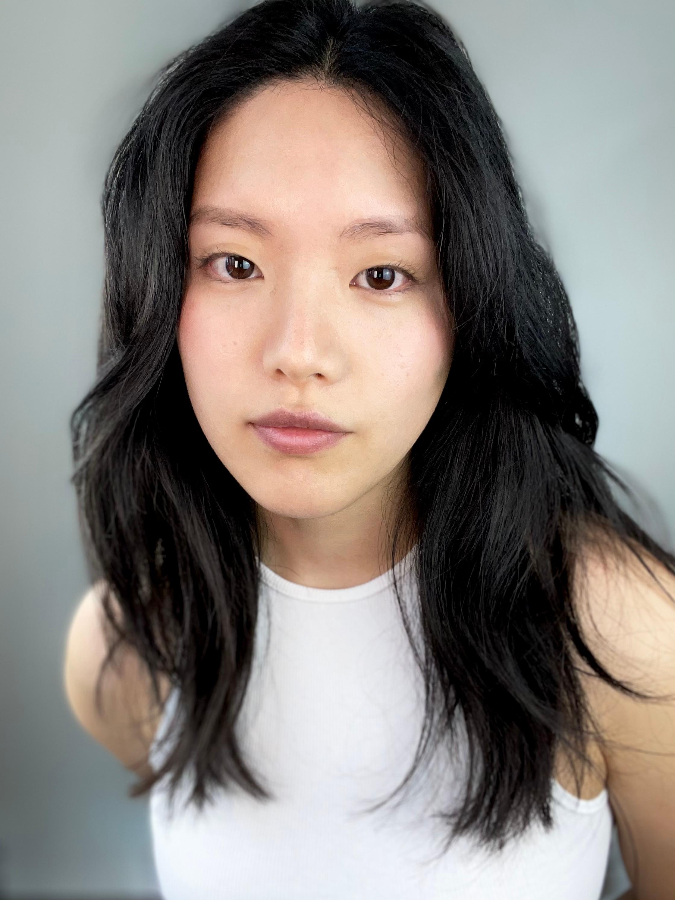 actor Kelly Oh large photo