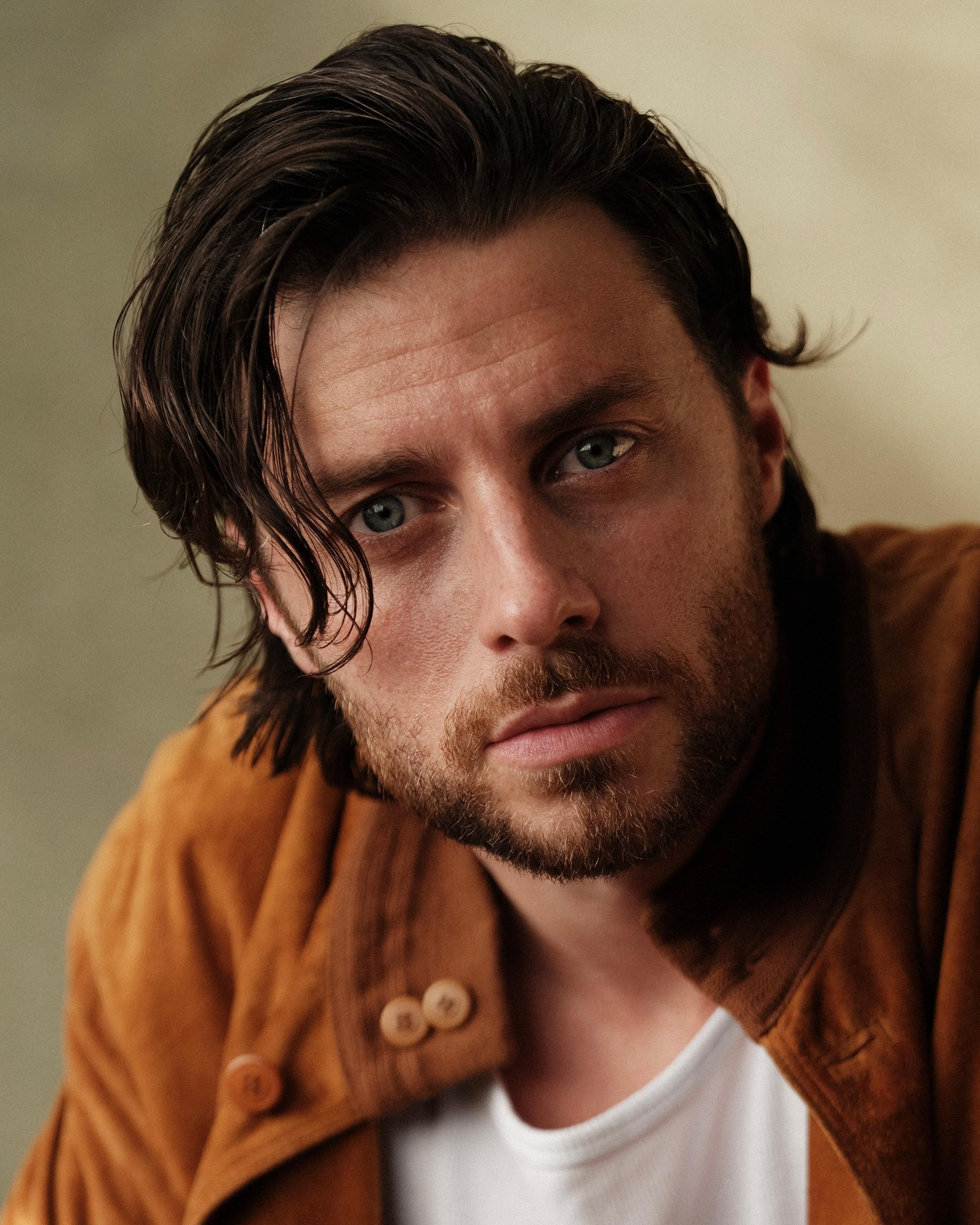 actor Tom Sharp large photo