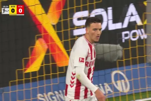 [Highlights] Missed chance! Mala one-on-one with the keeper, shot to far post wide of the post