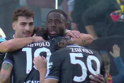 [Goal] Top scorer! Keinan Davis heads home smoothly from a cross