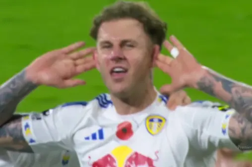 [Goal] Another one! Longstaff takes the corner, Rodon leaps high to head home