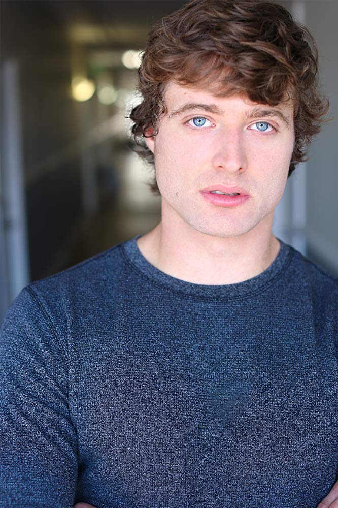 actor Thomas Carney large photo