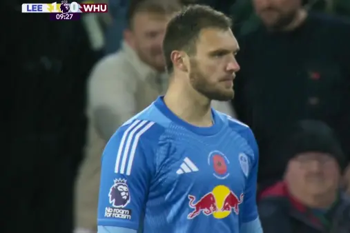 [Highlights] Would've been top 10! Bowen's volleyed bicycle kick saved by keeper due to straight direction