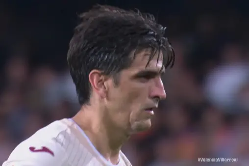 [Goal] Moreno wins penalty after being fouled in the box, converts from the spot