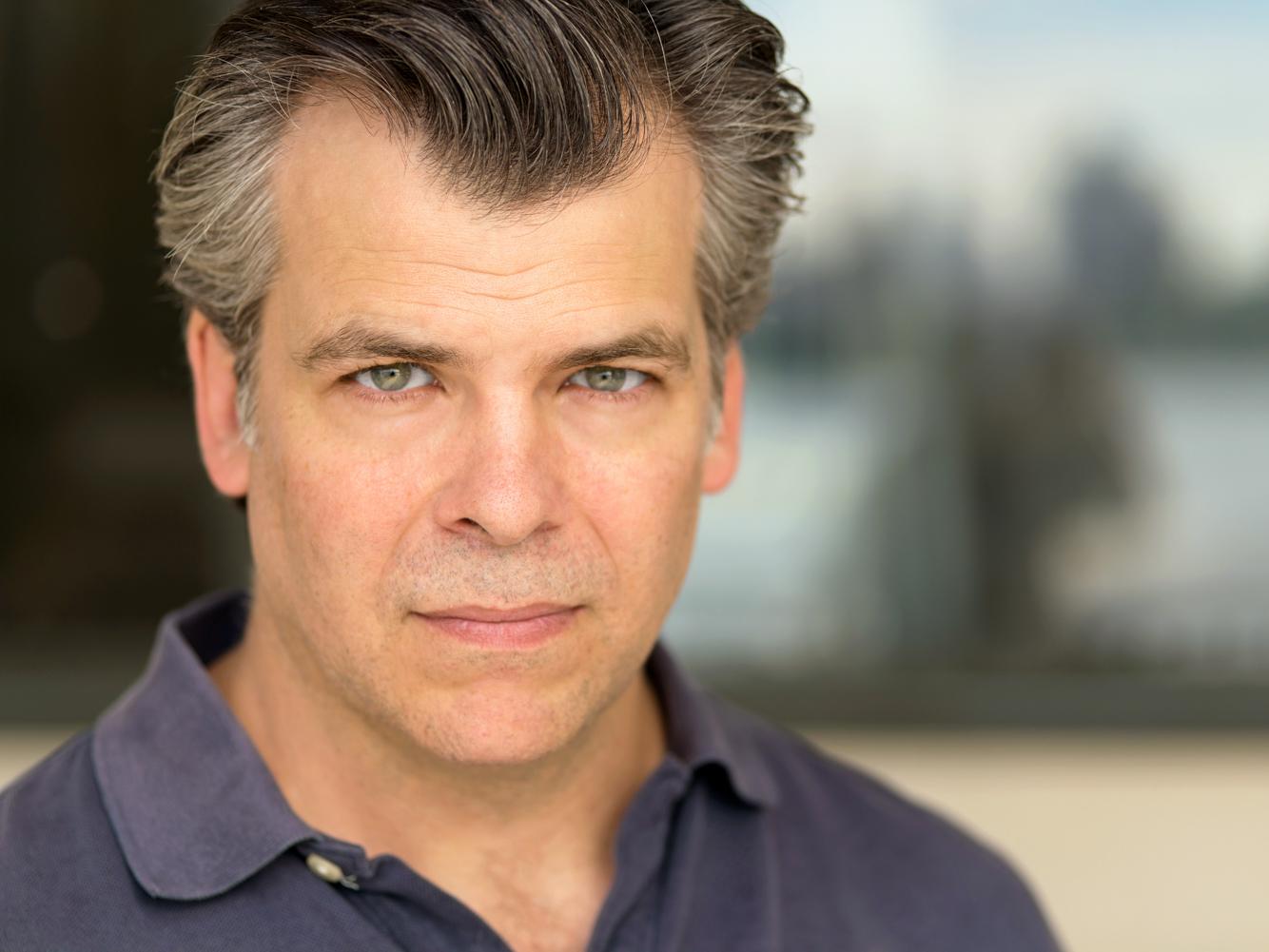 actor Brian Mendes large photo