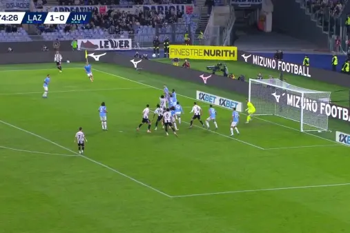 [Highlights] Thuram leaps high for a header, Provedel makes a brilliant save