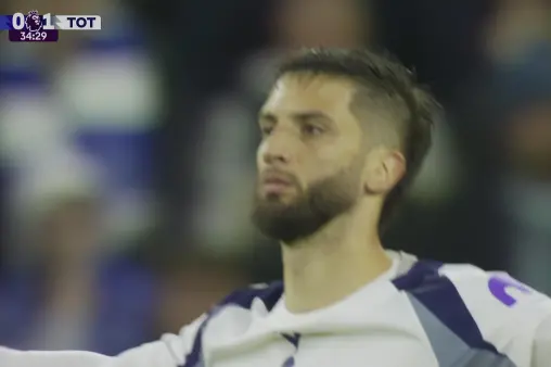 [Highlights] Powerful strike! Bentancur's long-range shot from the edge of the box just wide