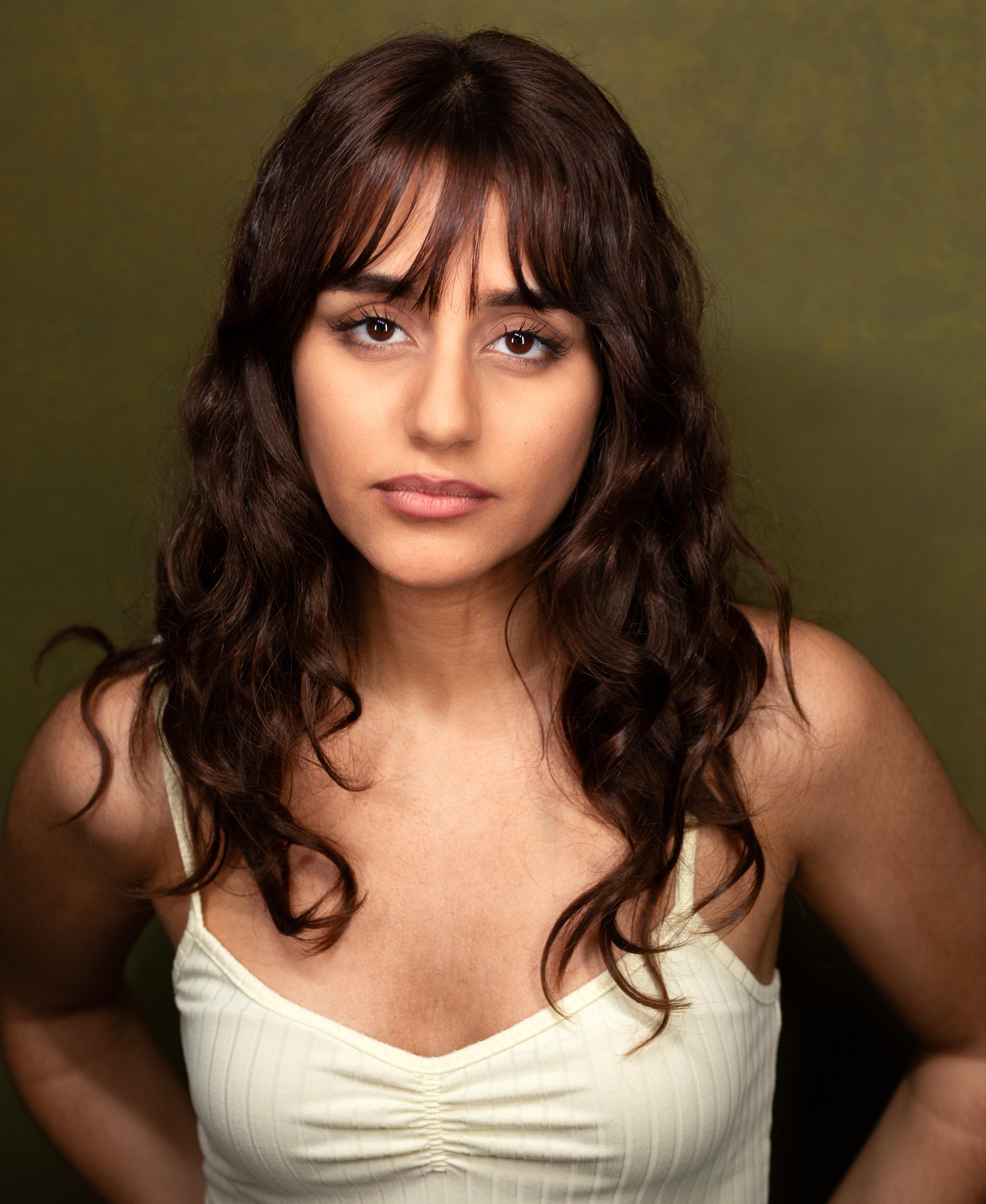 Viona Moarefi