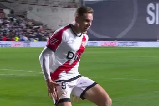 [Goal] Stoppage time winner! Alemão capitalizes on defensive error to score with a drive