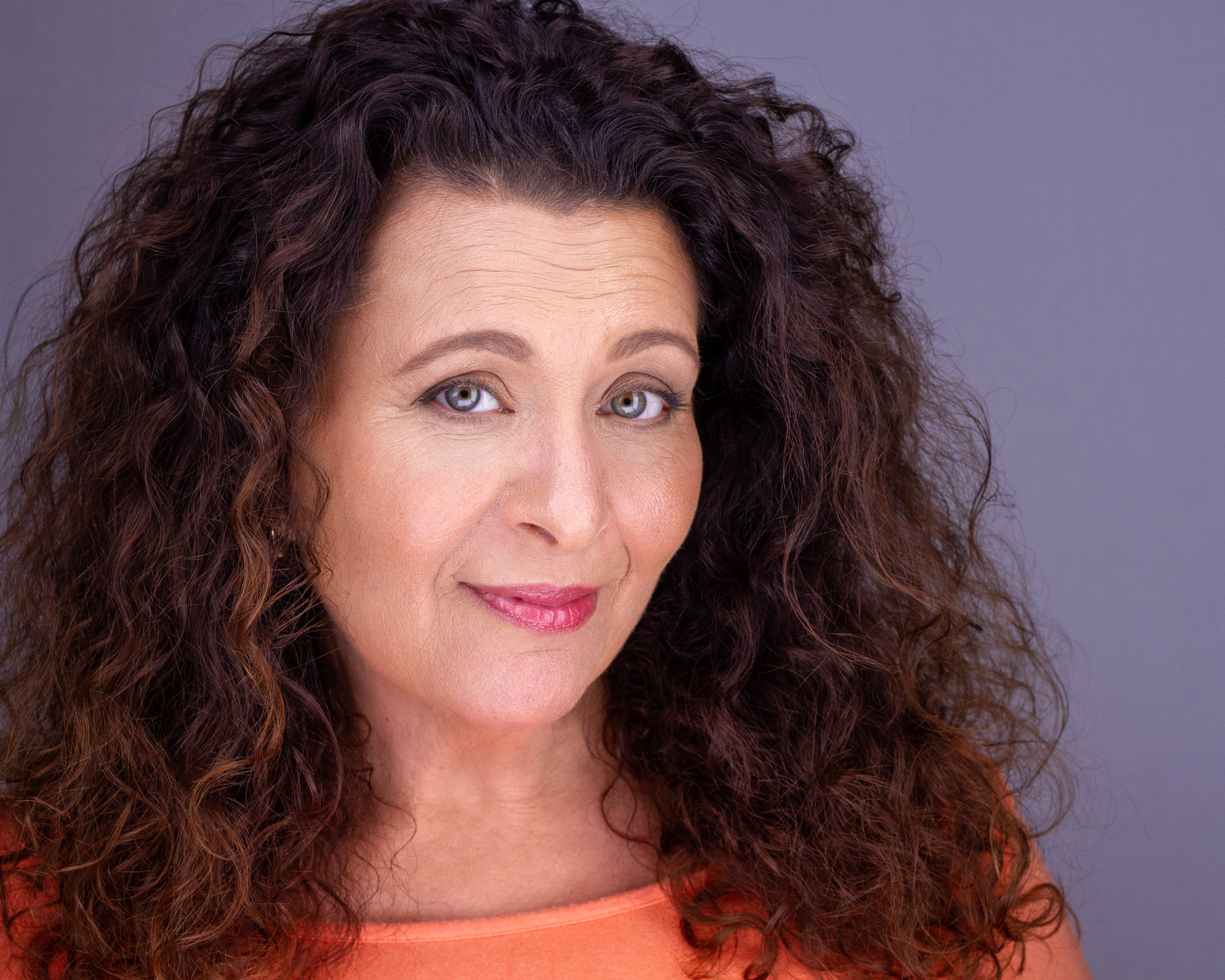 actor Karen Aruj large photo