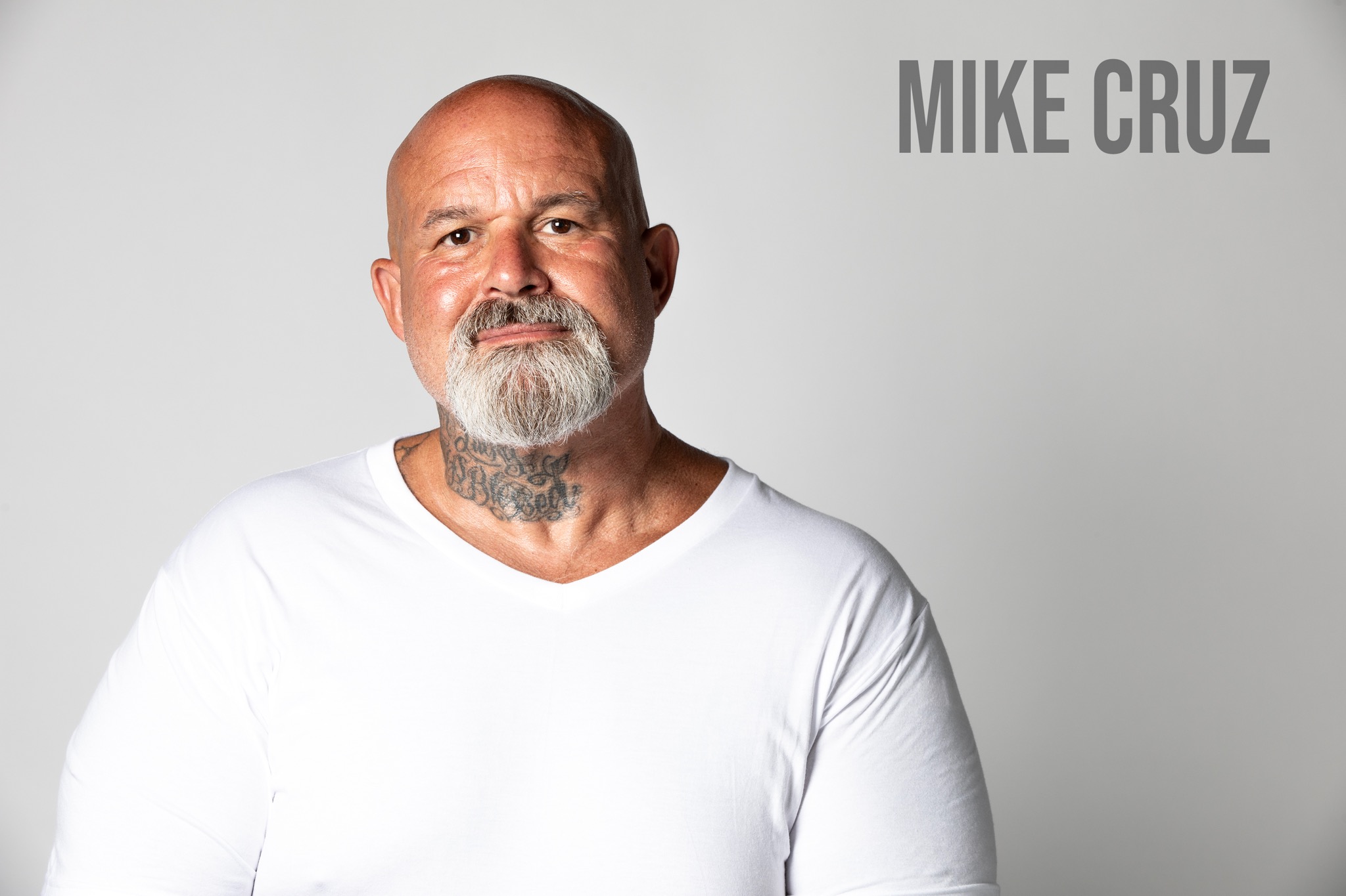 actor Michael Cruz large photo