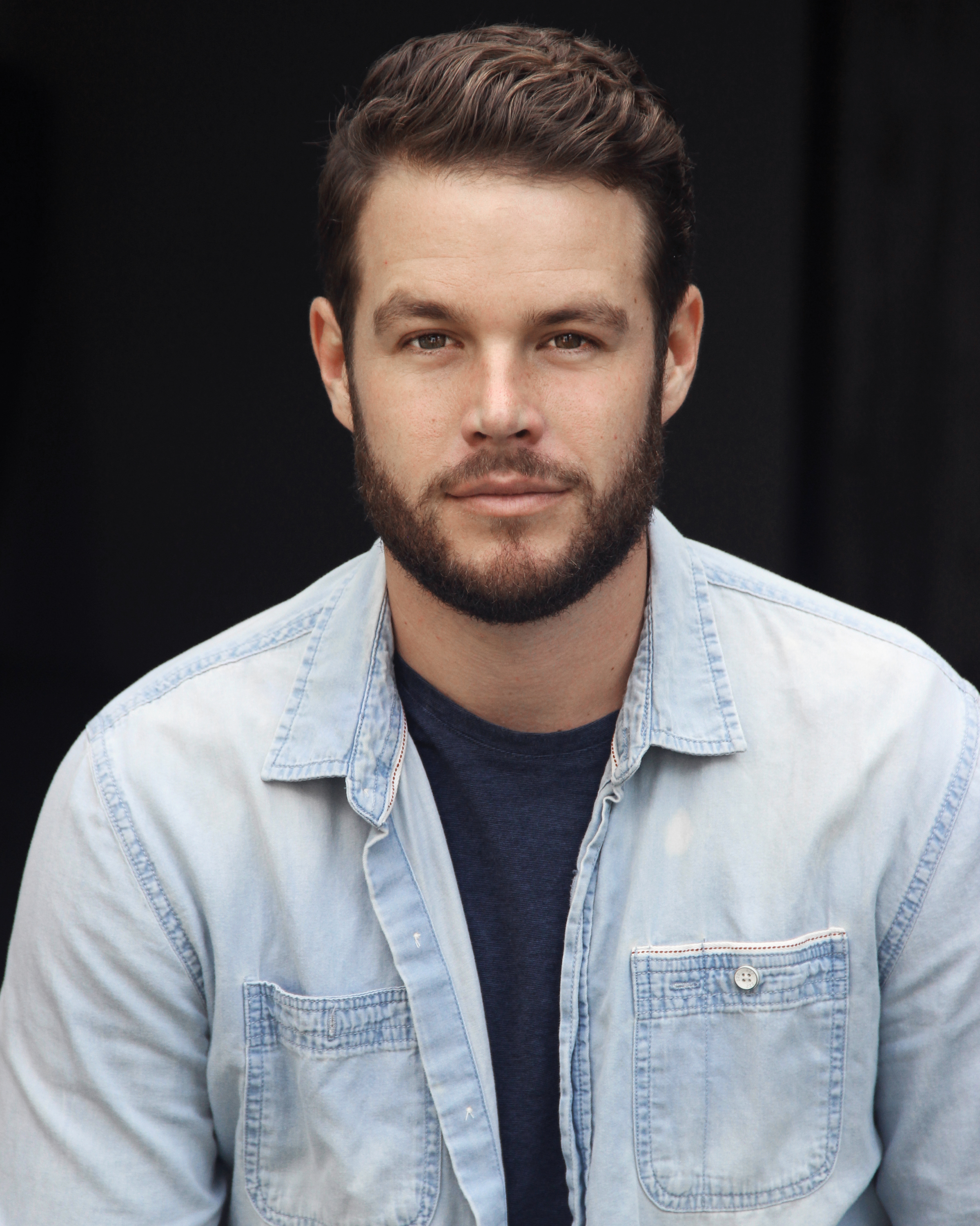 actor Kyle Jones large photo