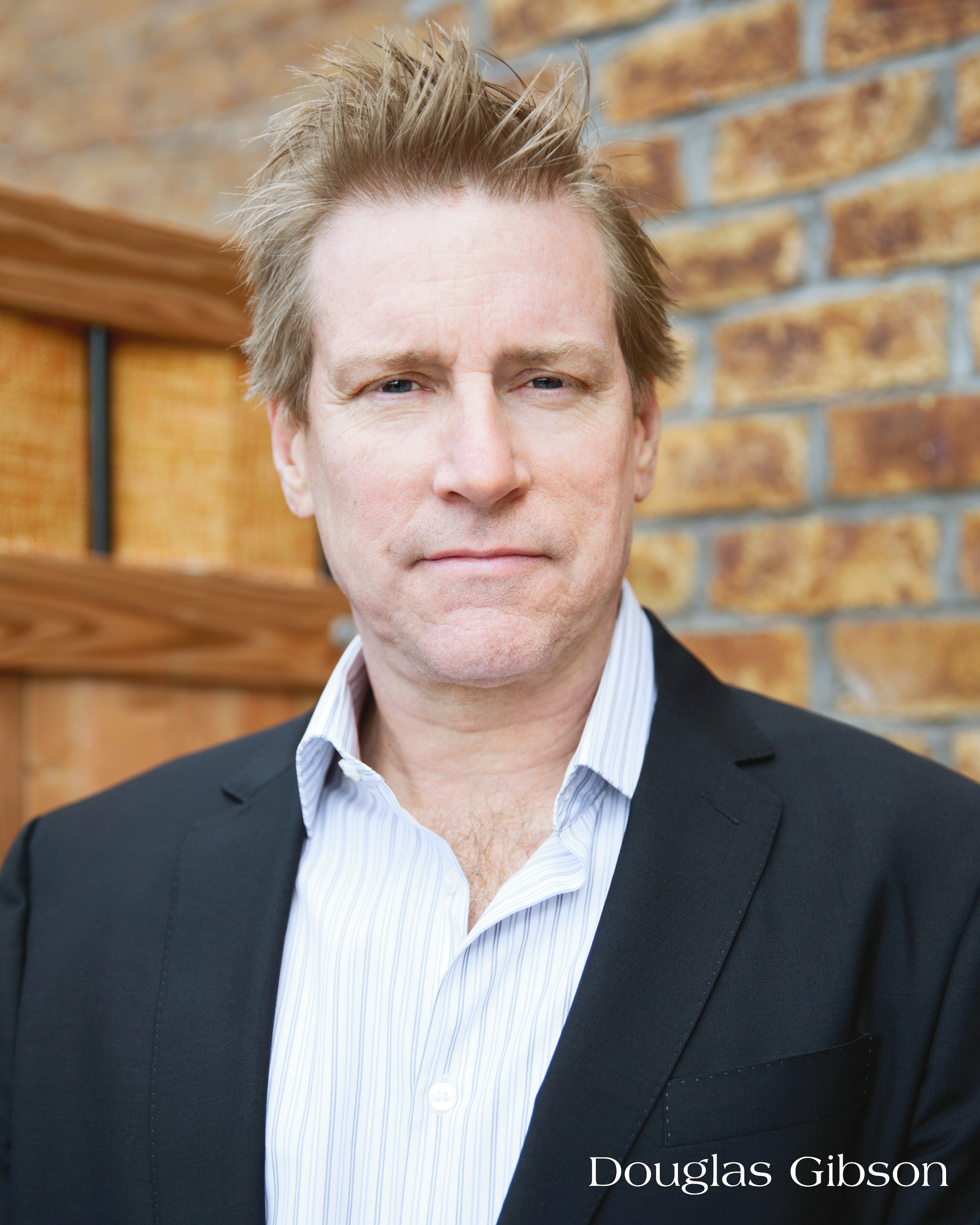 actor Douglas Gibson large photo