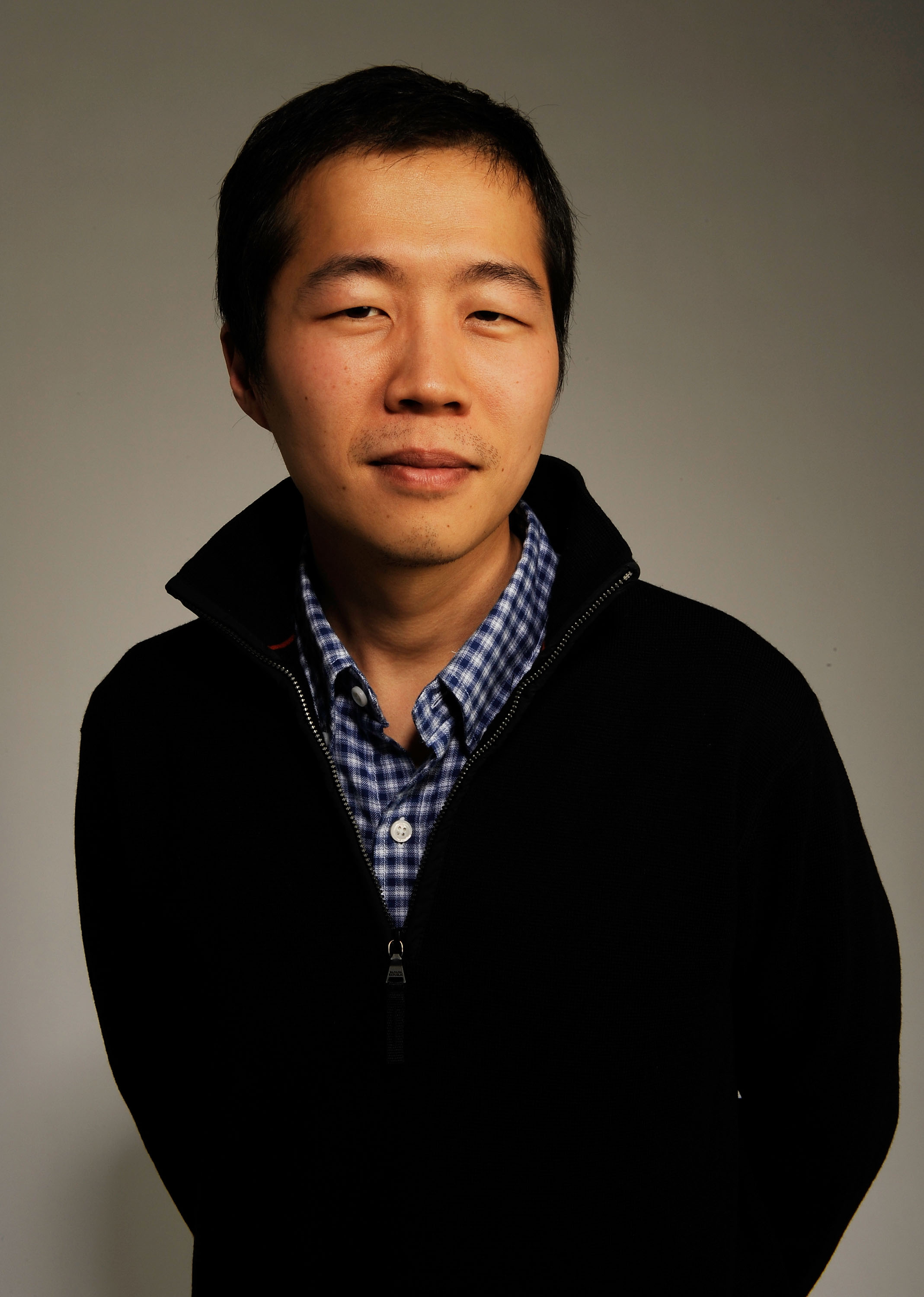 actor Lee Isaac Chung large photo