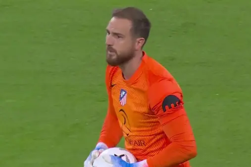 [Highlights] Abde cuts inside from the edge of the box and fires a low shot, Oblak makes a diving save