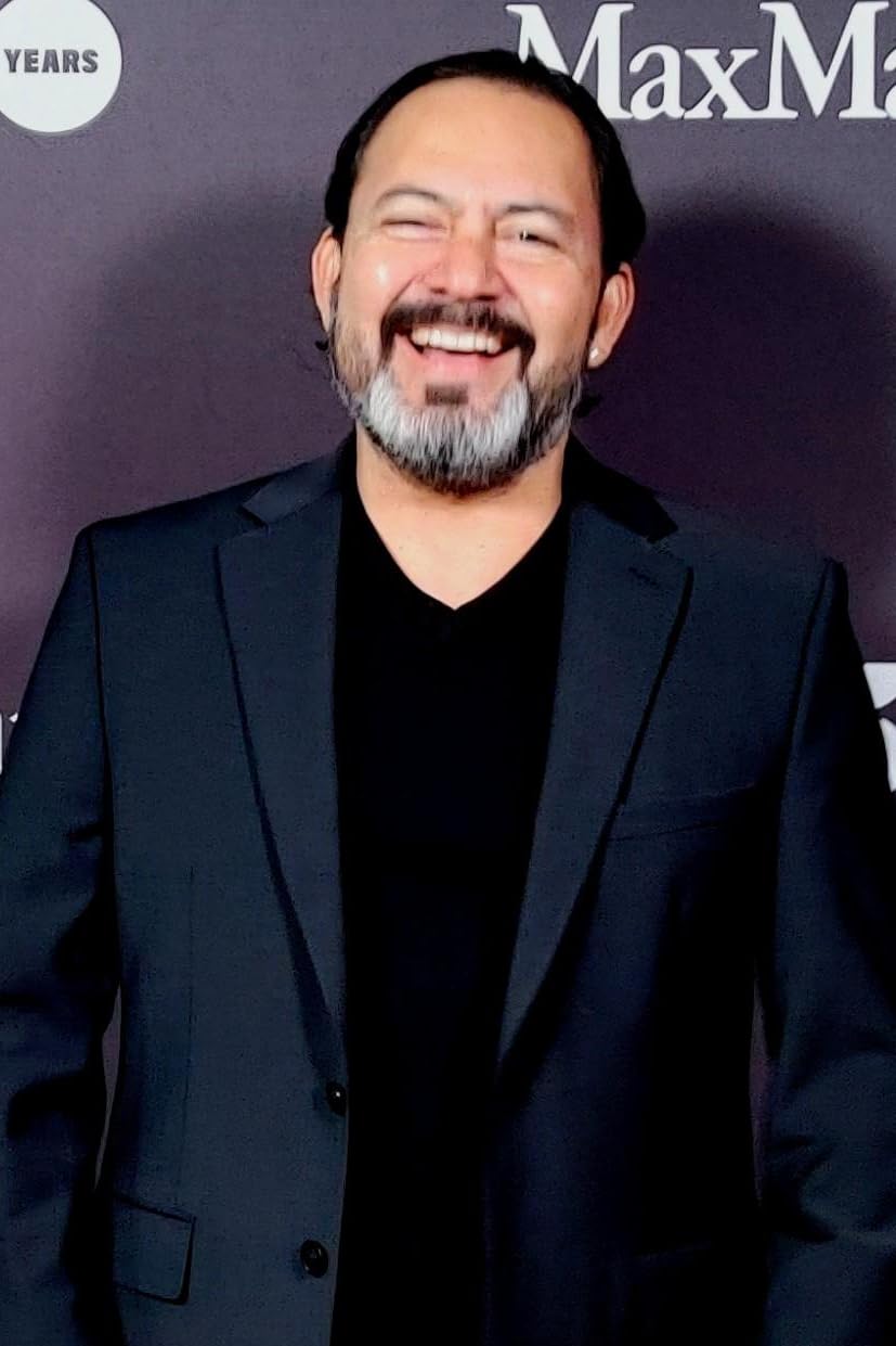 actor Anthony De La Cruz large photo