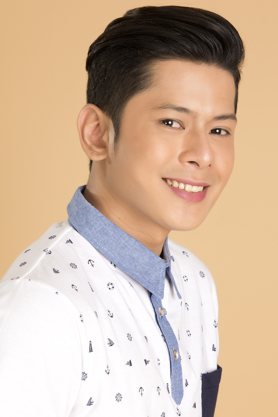 actor Joseph Bitangcol large photo