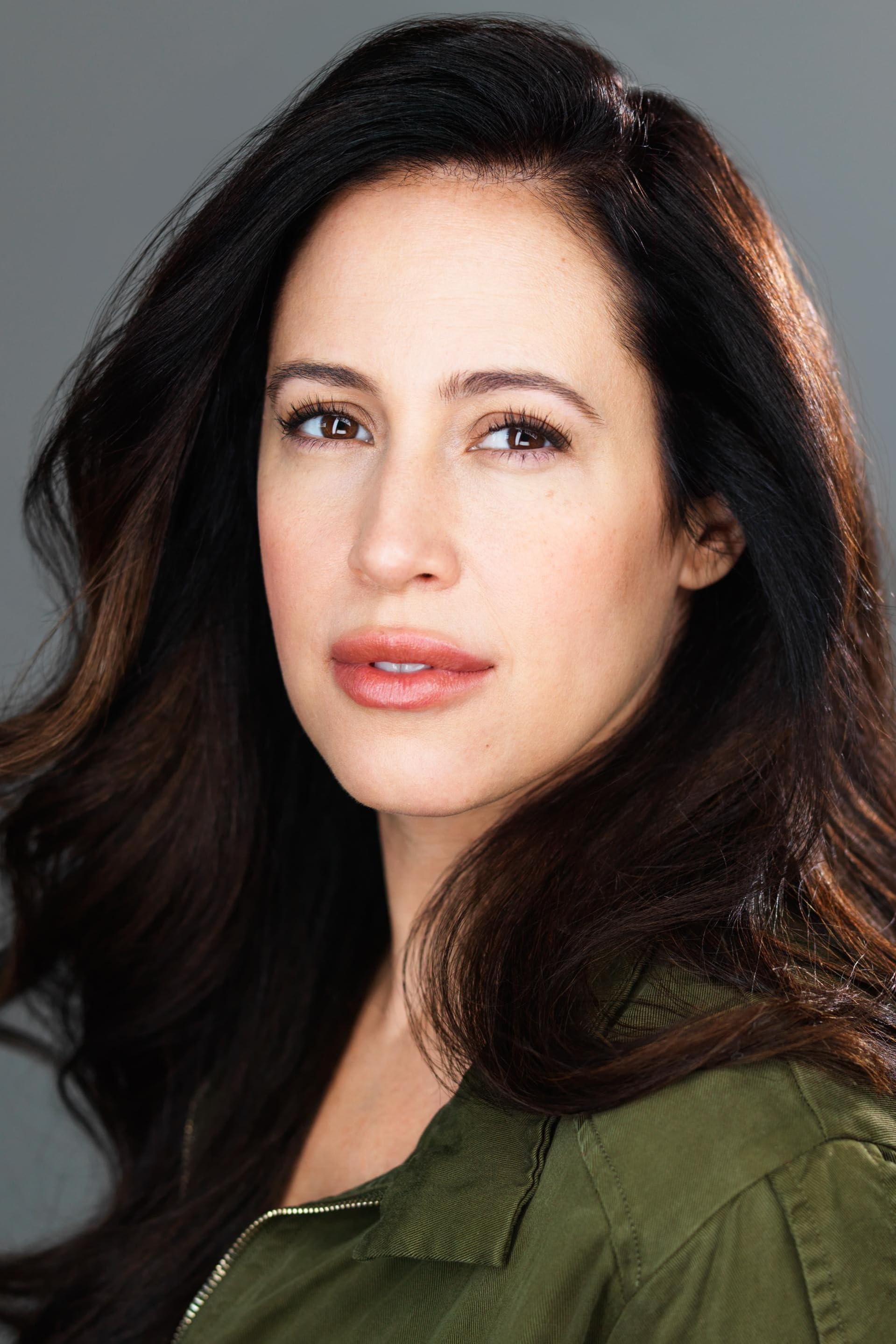 actor Amber Lee Ettinger large photo