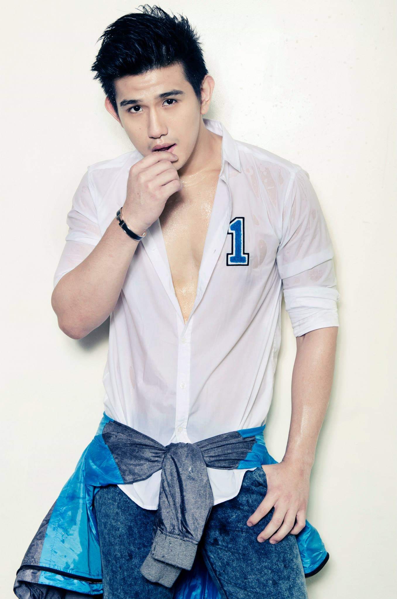 actor Lawrence Yap large photo