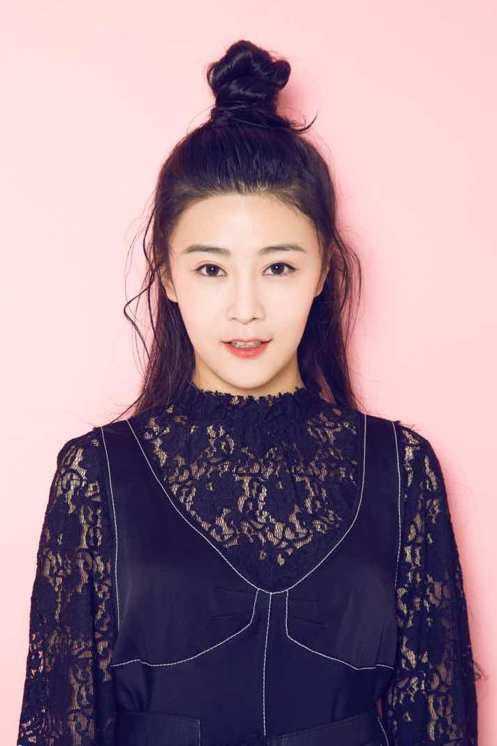 actor Angel Fuhe large photo