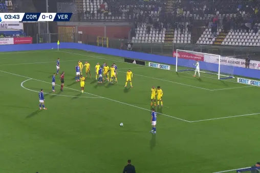 [Highlights] A warning shot! Nico Paz's direct free kick hits the post and bounces out