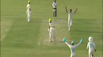 Muhammad Imran takes 5 for 87 | Bahawalpur vs Peshawar | Quaid-e-Azam Trophy 2025-26 background