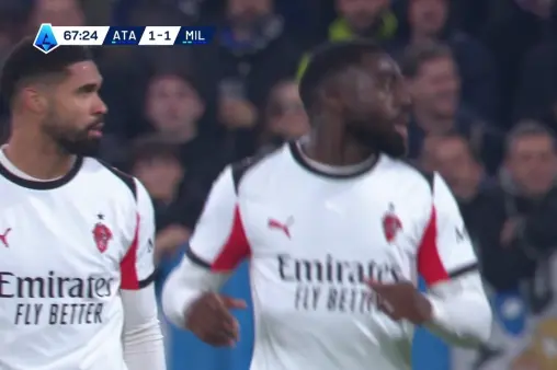 [Highlights] Attack builds up! Baltesaggi's header to the edge of the box, Fofana's awkward turn and hook shot wide