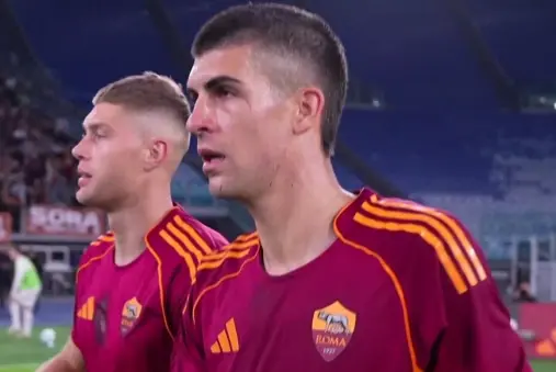 [Goal] Extend the lead! Dovbyk controls the pass, holds off the defender, and scores a brilliant strike