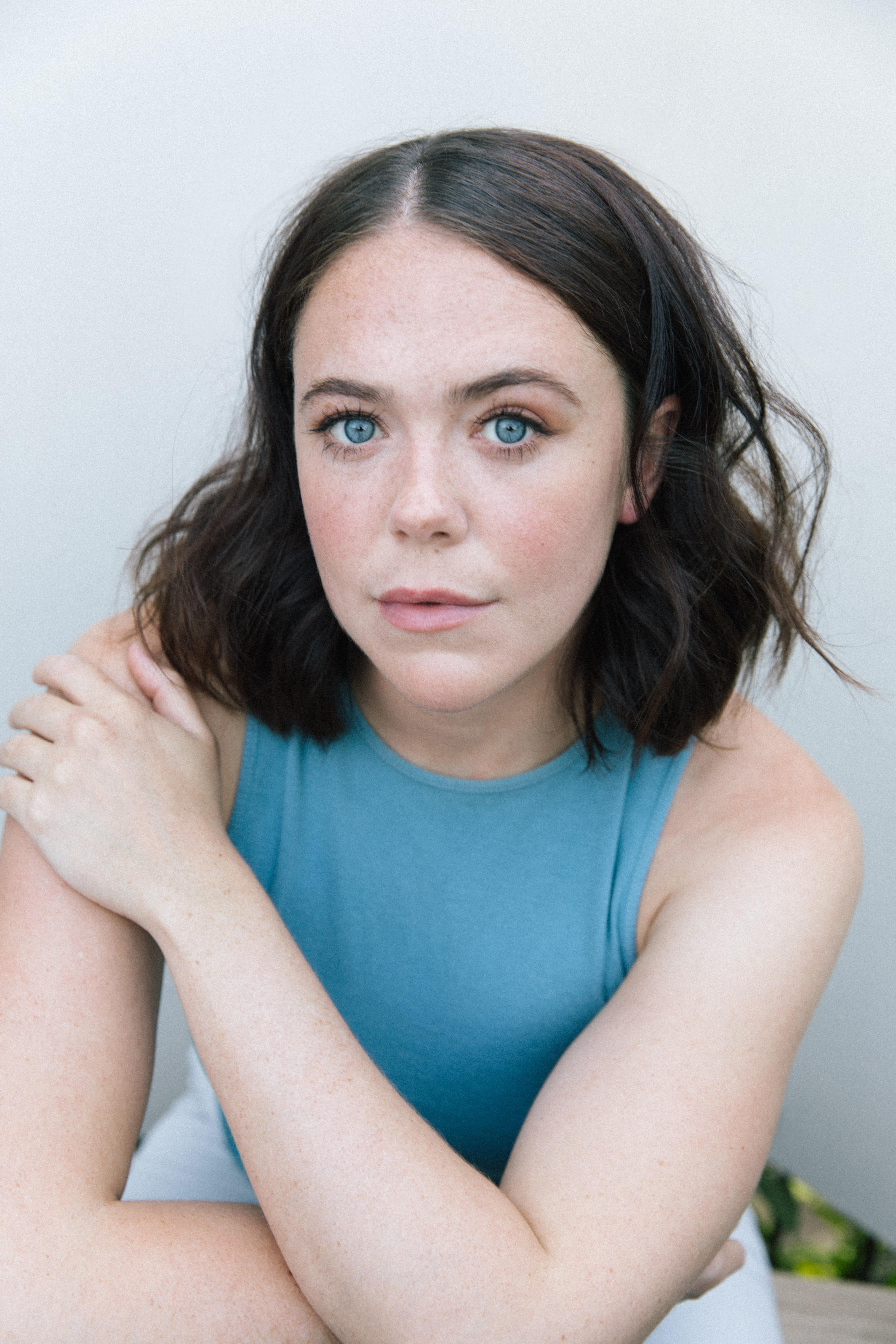 actor Alice Kerrigan large photo