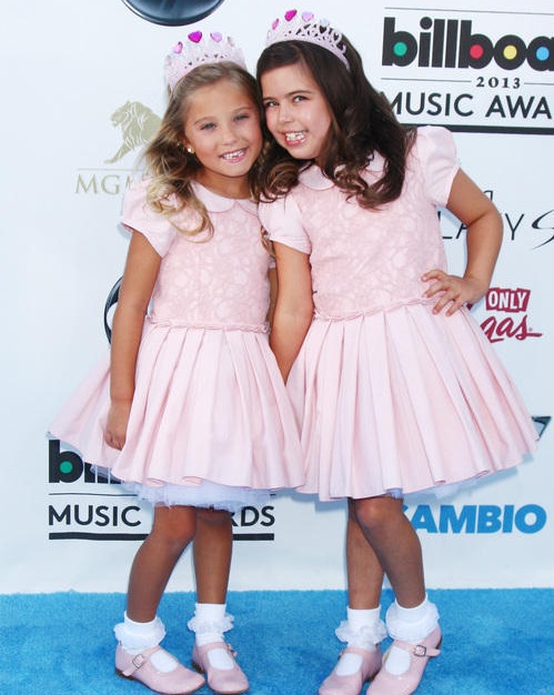 actor Rosie McClelland large photo