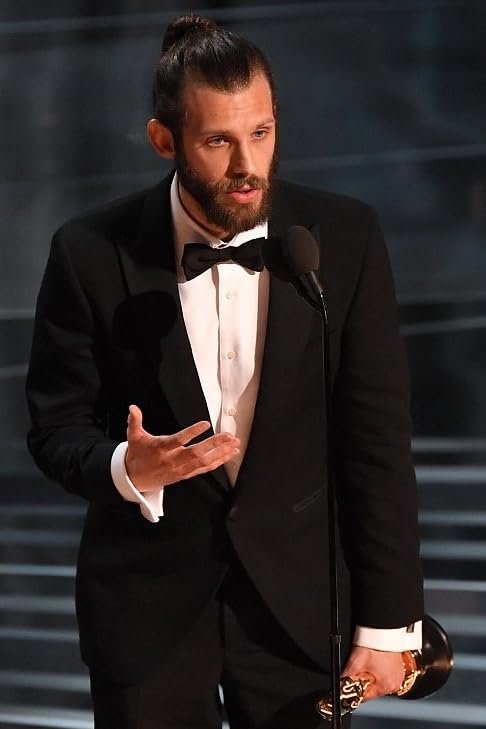 actor Chris Overton large photo