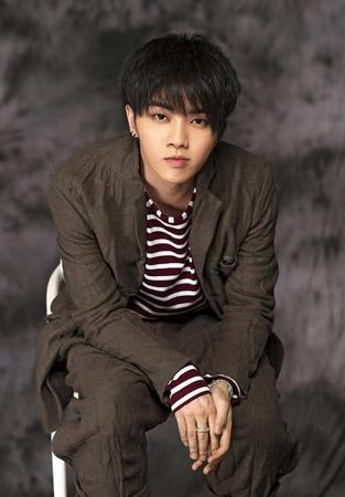 Chenyu Hua