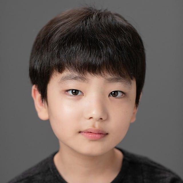 actor Goo Joon-woo large photo