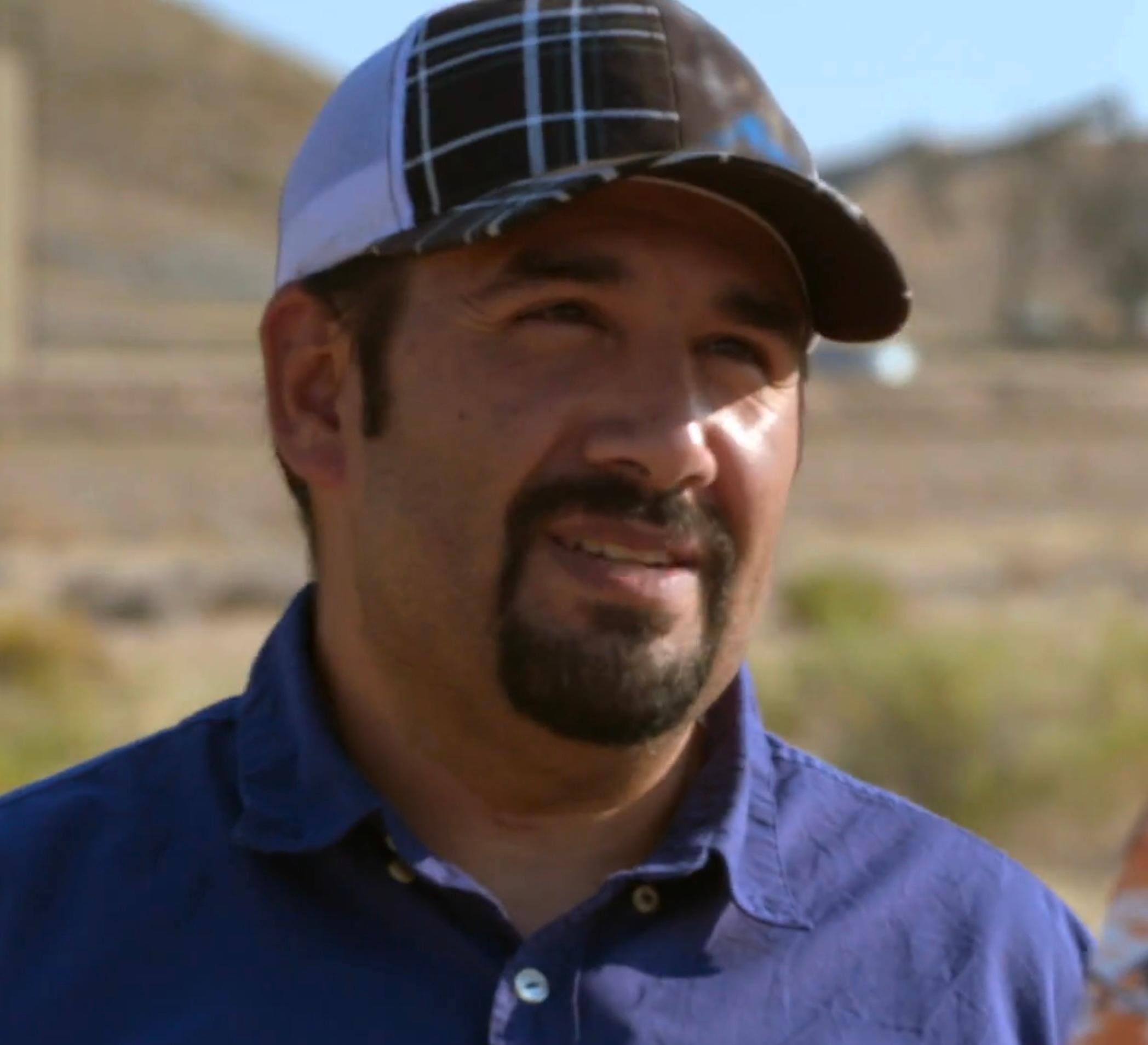 actor Manny Herrera large photo