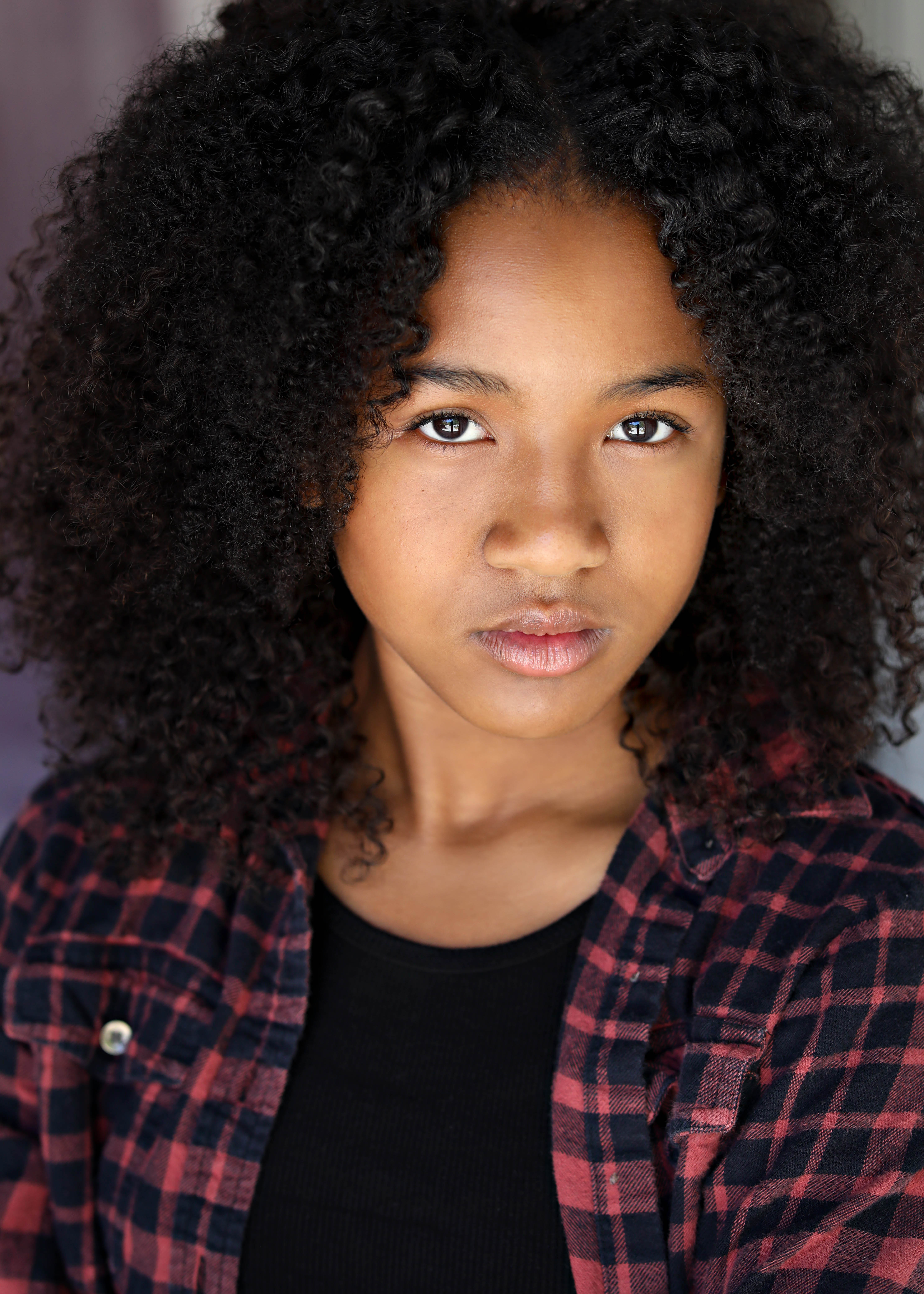 actor Sade Devine large photo