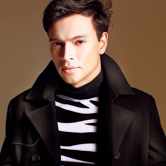 actor Frank Garcia large photo