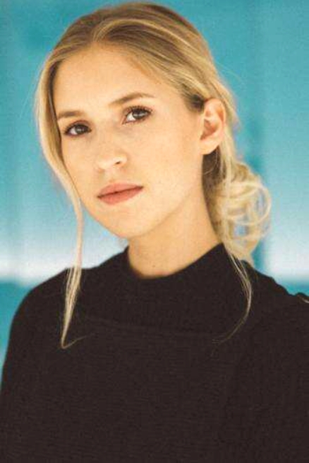 actor Claudia Bouvette large photo