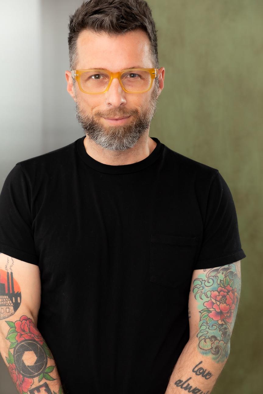 actor Tony Gapastione large photo