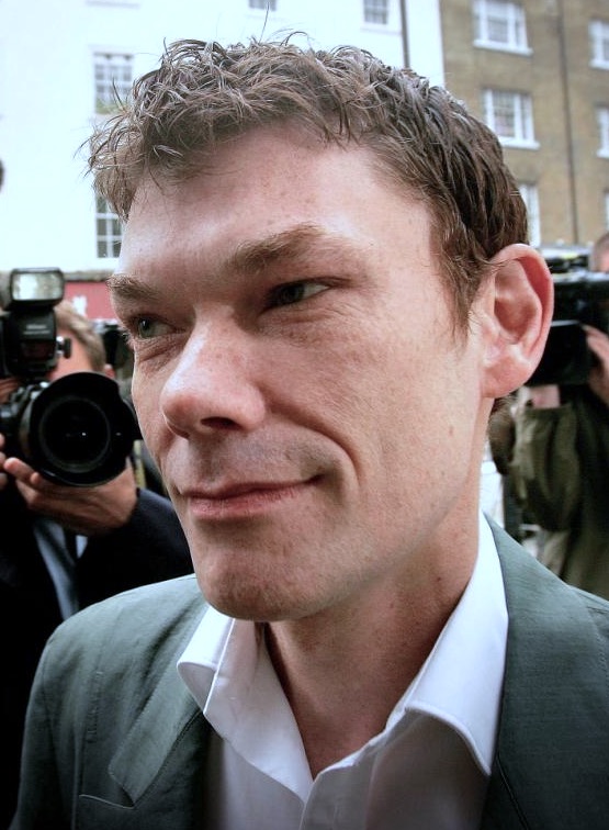 actor Gary McKinnon large photo