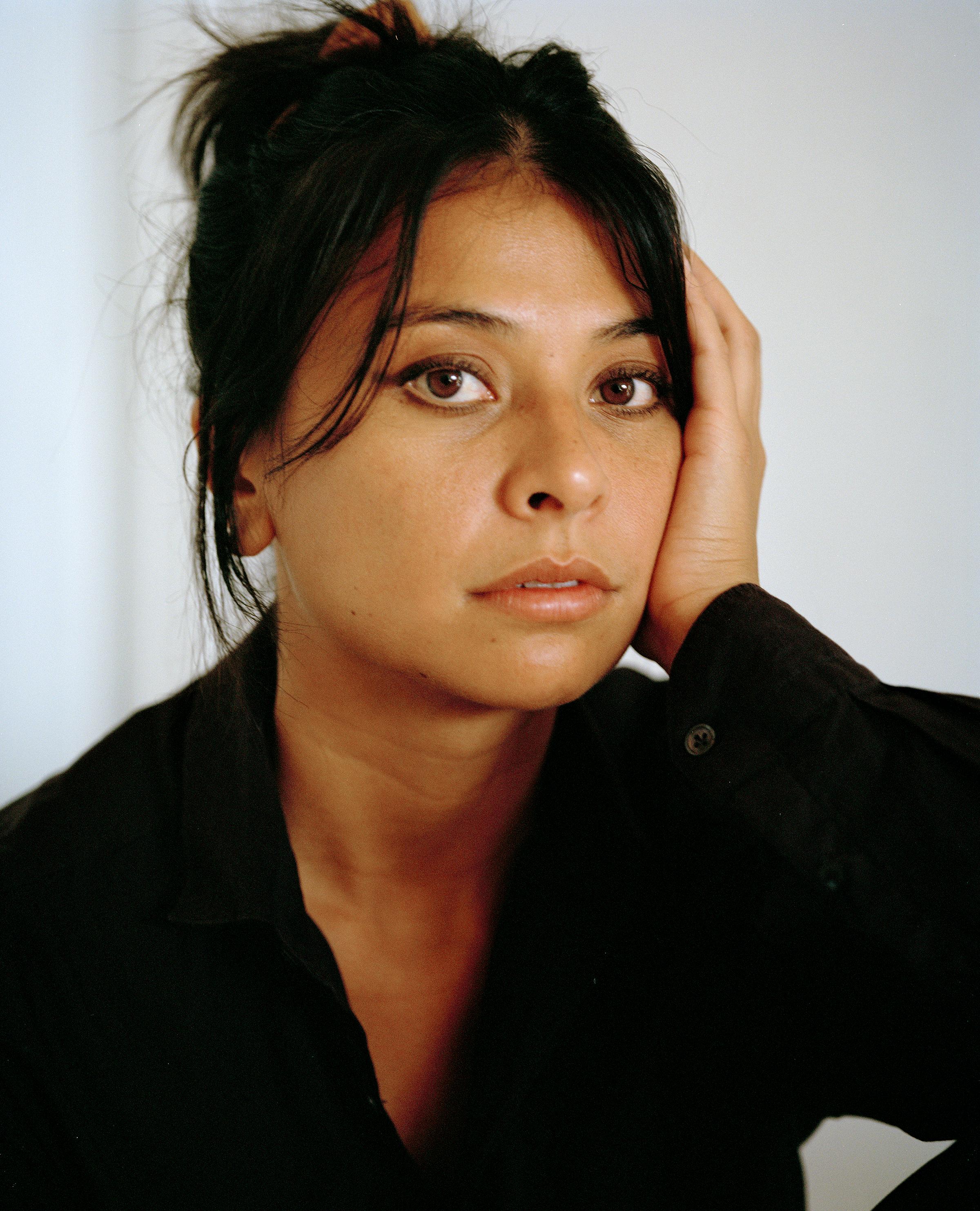 actor Isabelle Deluce large photo